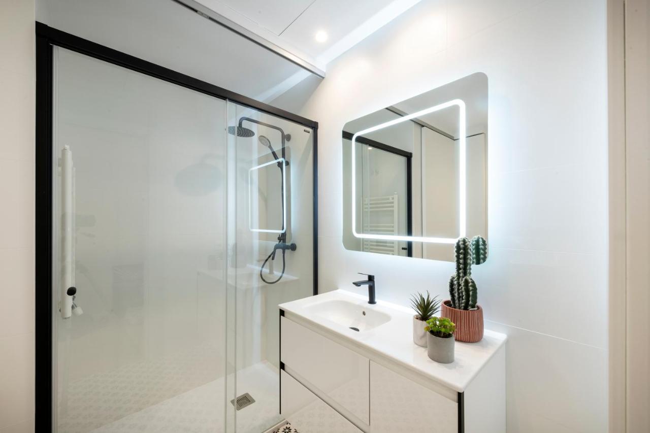 Nc Apartments Rambla 32 Фигерас Экстерьер фото