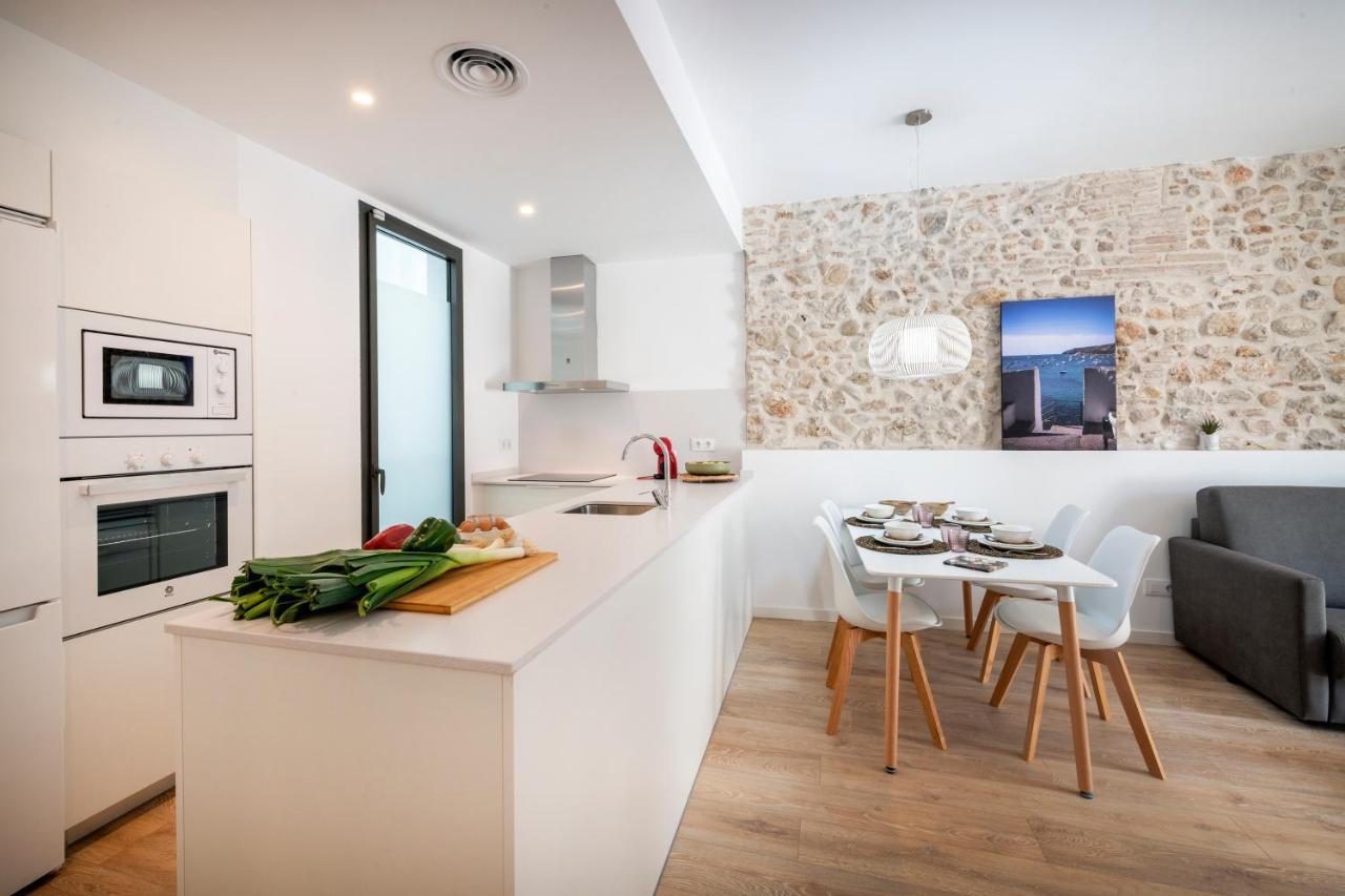 Nc Apartments Rambla 32 Фигерас Экстерьер фото
