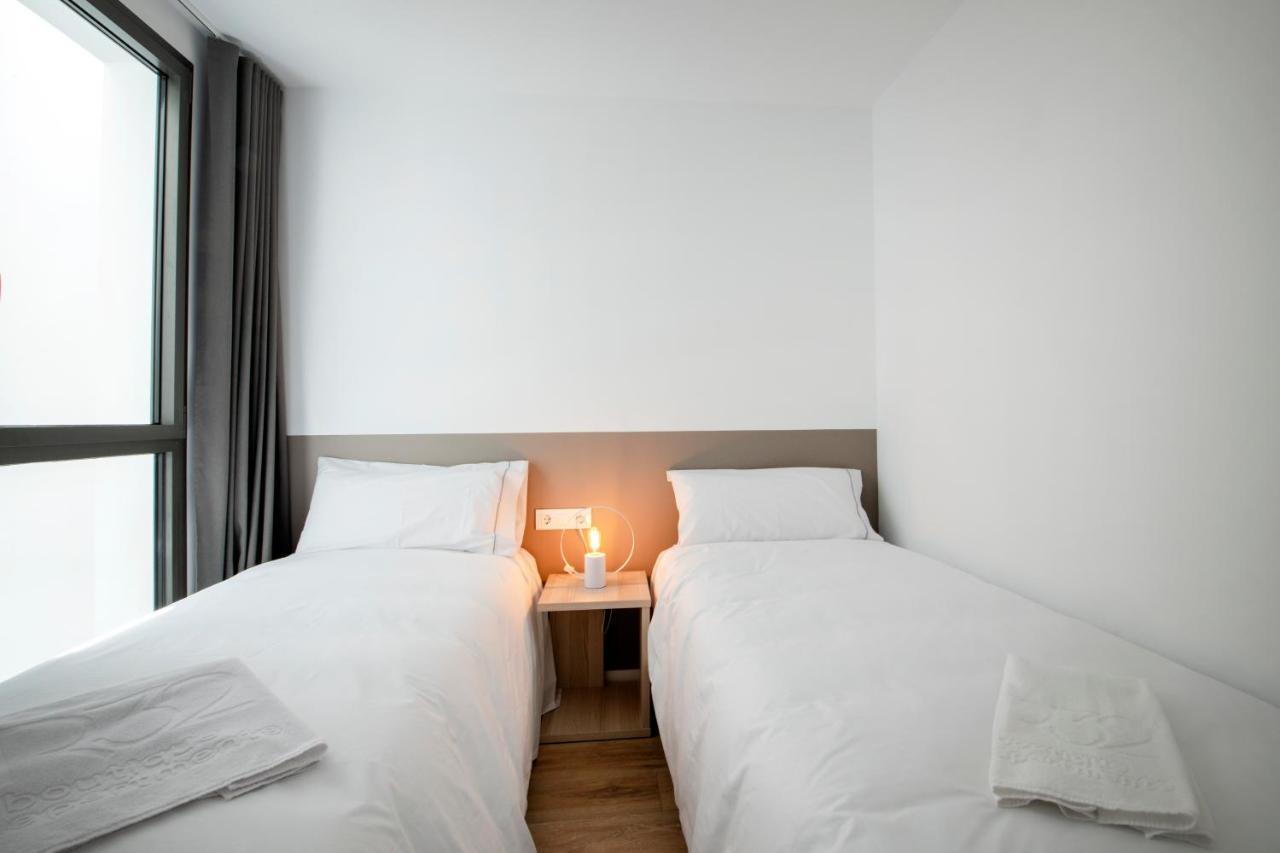 Nc Apartments Rambla 32 Фигерас Экстерьер фото