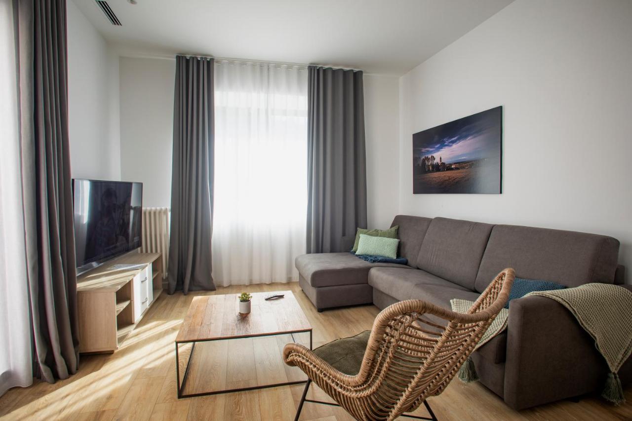 Nc Apartments Rambla 32 Фигерас Экстерьер фото